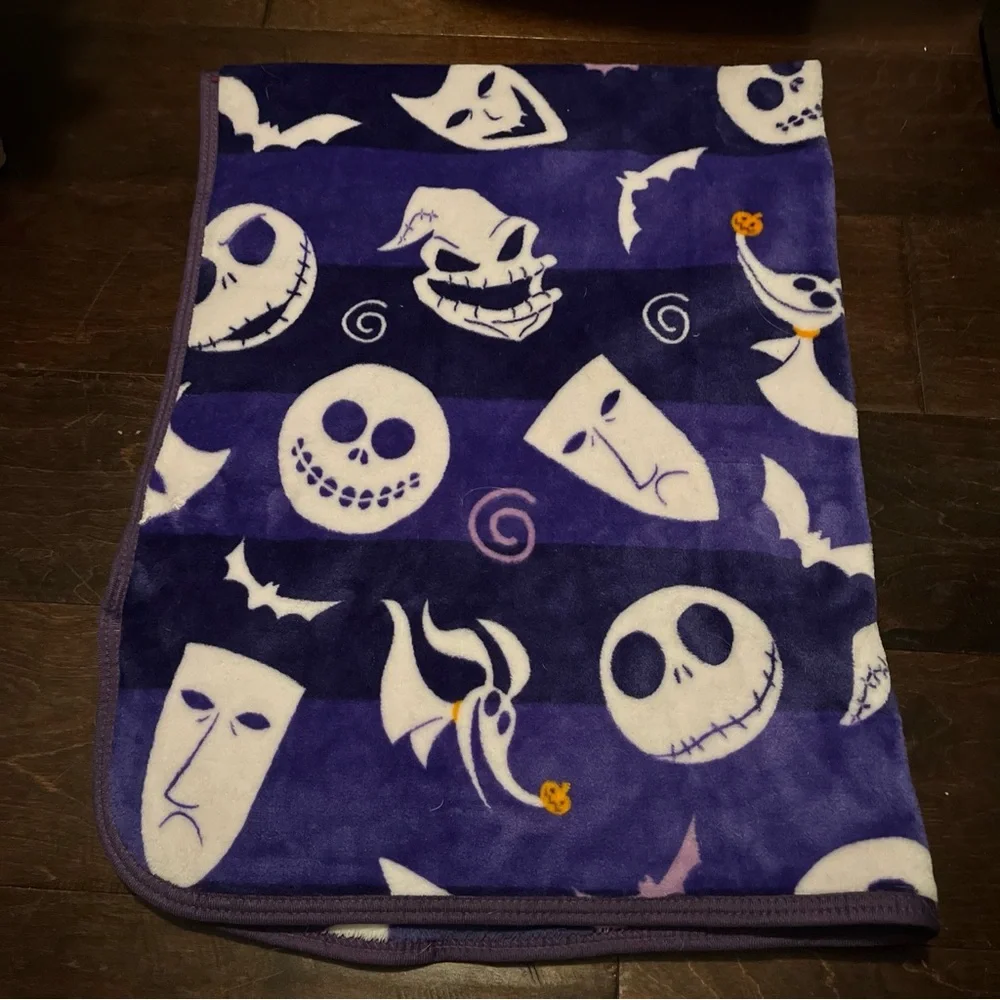 Disney Nightmare Before Christmas Lock Shock & Jack Barrel Oogie Boogie Blanket